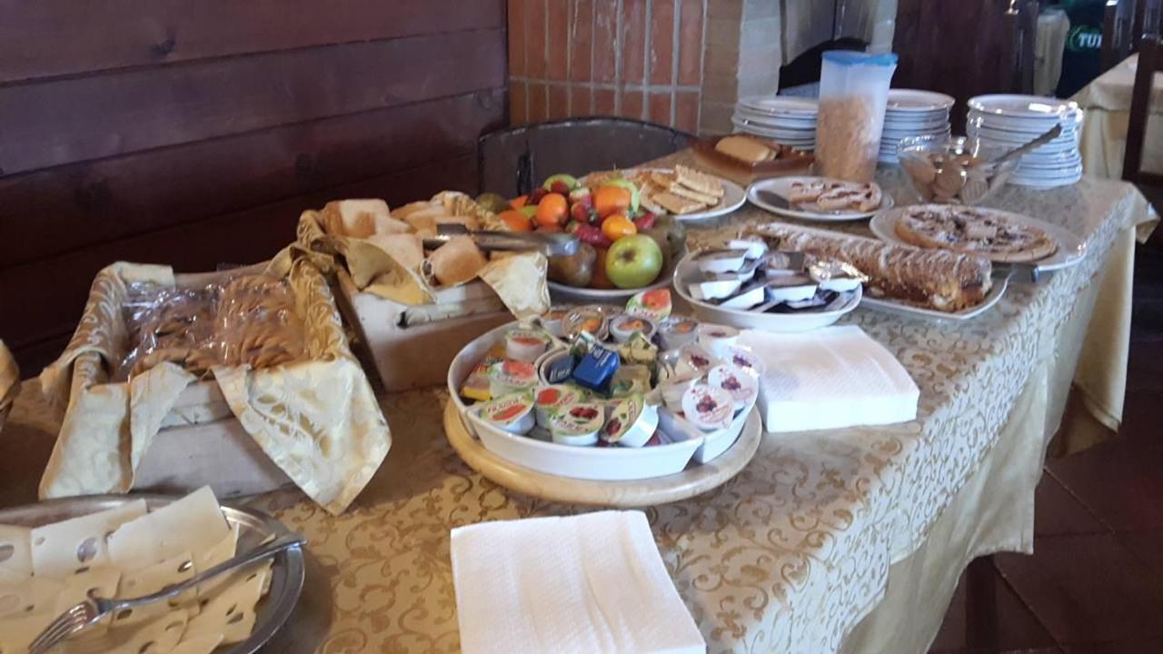 Hotel Pietrapanna Calvello Dış mekan fotoğraf